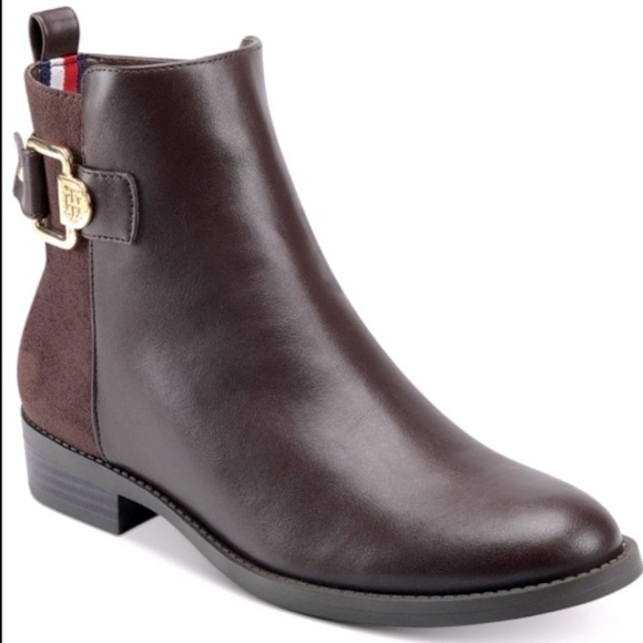 Tommy Hilfiger women’s brown mixed media ankle booties
Size 8 - Picture 1 of 8